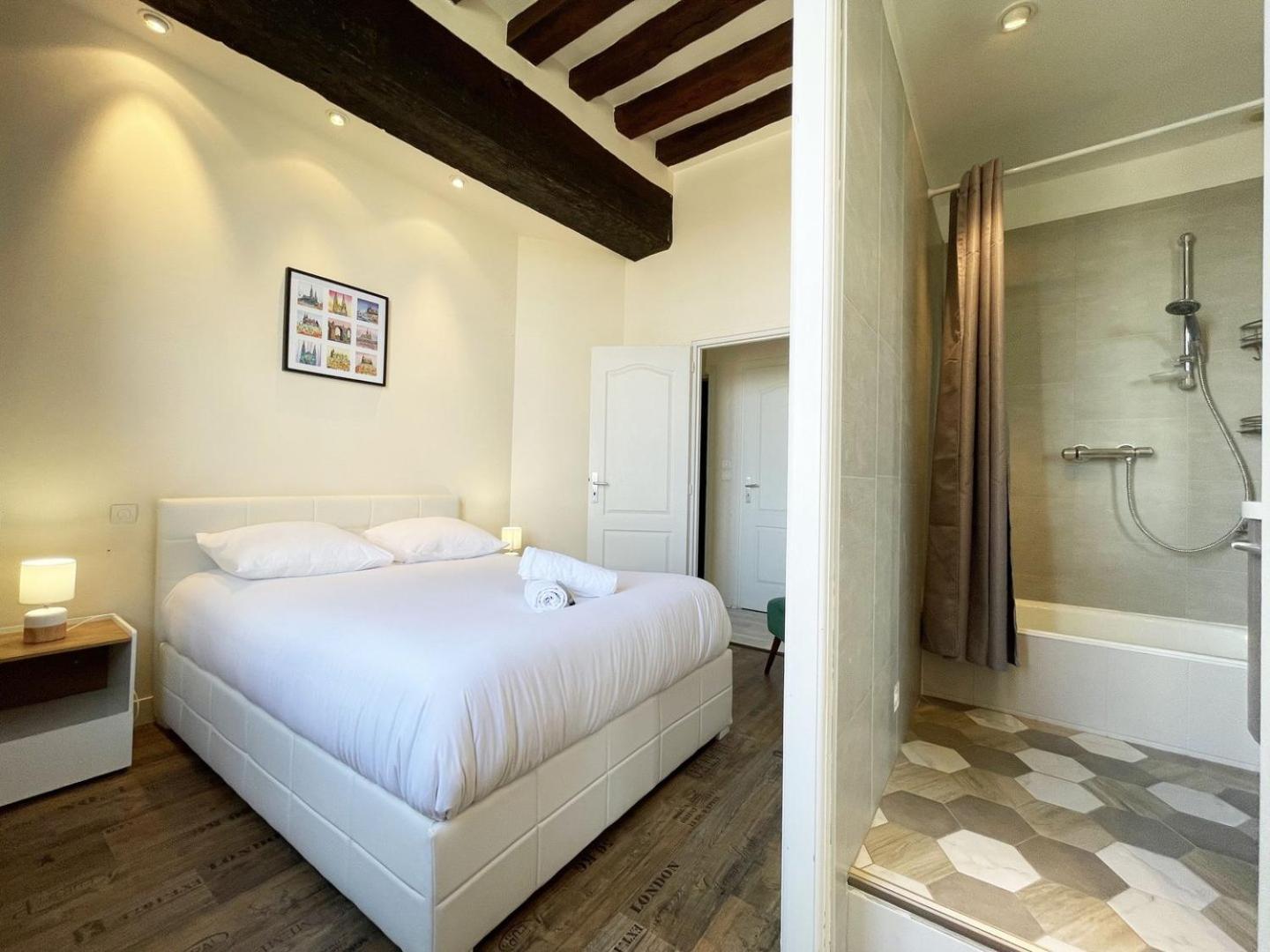 L'Horizon - Entree Independante - Parking Apartment Chartres Luaran gambar